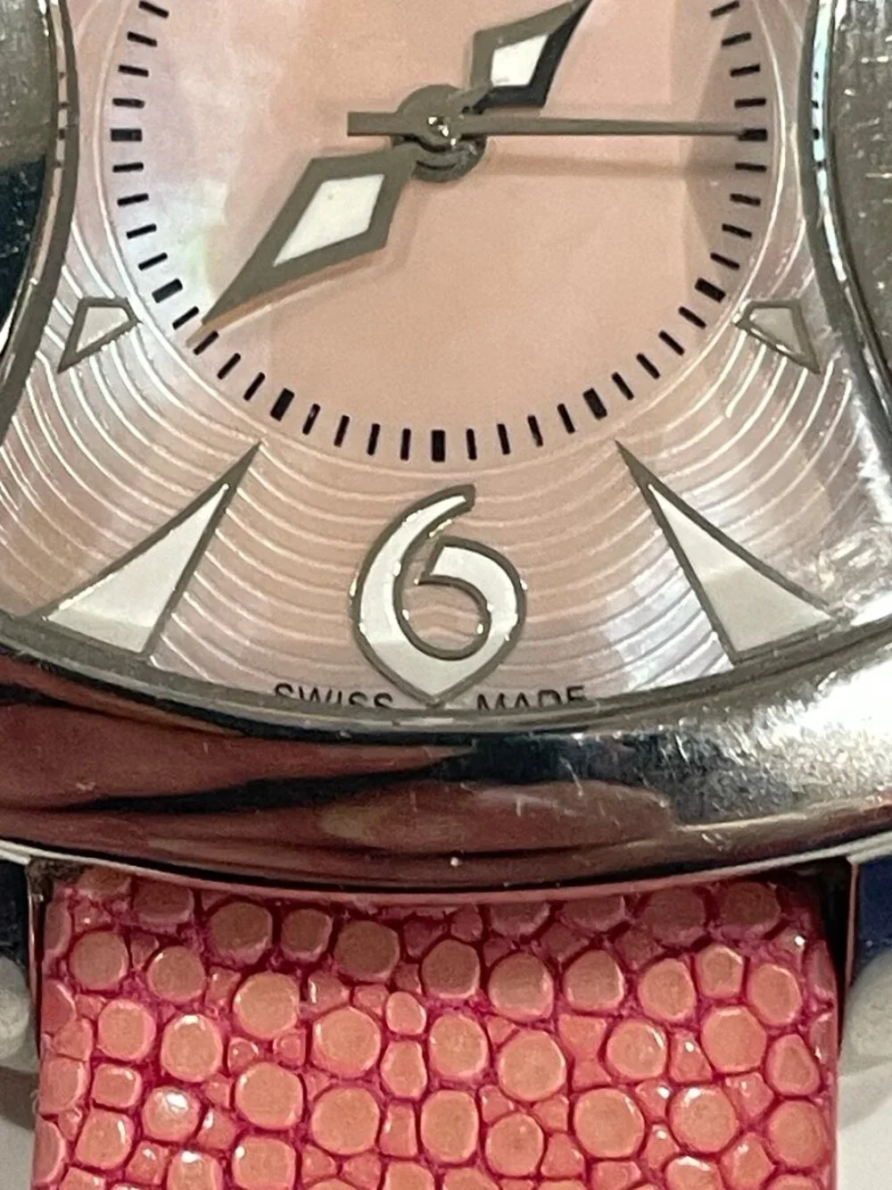 NOS Invicta Vintage Charm Model 2621 Women's Quartz MOP Dial - 01449 WORKS